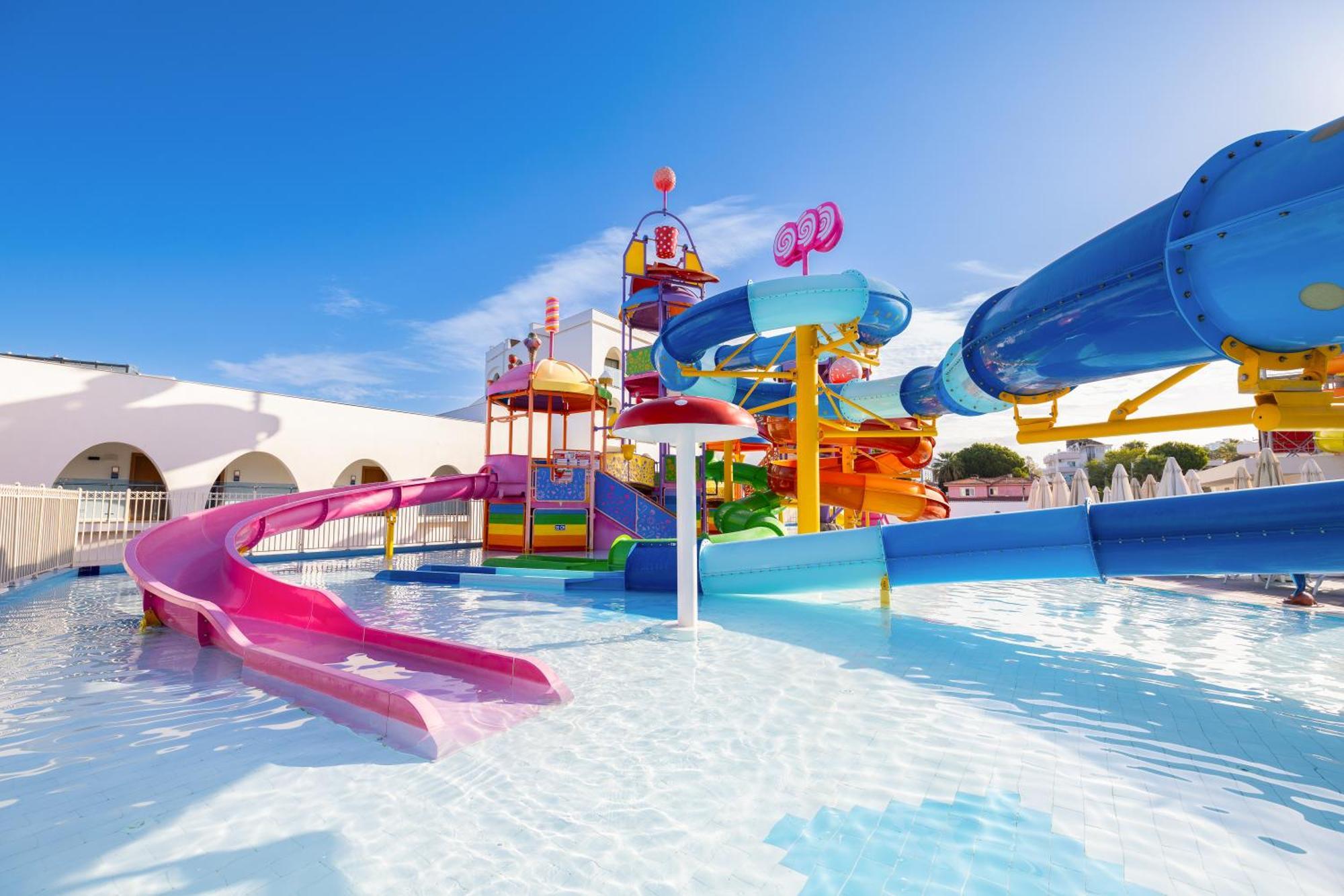 Infinity By Yelken Aquapark&Resorts Kusadasi Exterior photo